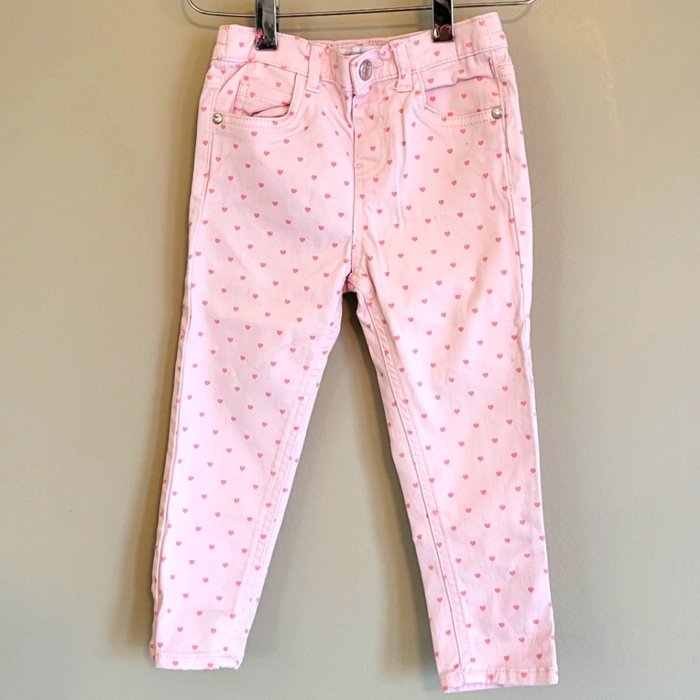 Light pink pants with heart pattern